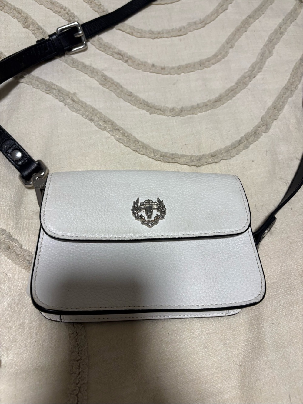 RUDSAK White Leather Crossbody with Silver Crest